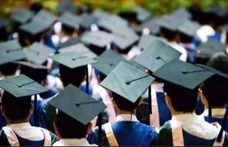 大梵公考：应届生考公务员注意这些问题!